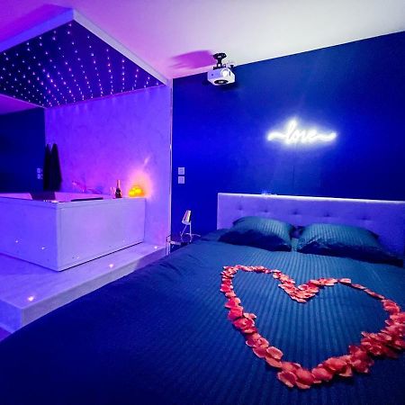 Spa Sous Les Etoiles - Cinema - Netflix - Parking - Gare Amiens Eksteriør billede