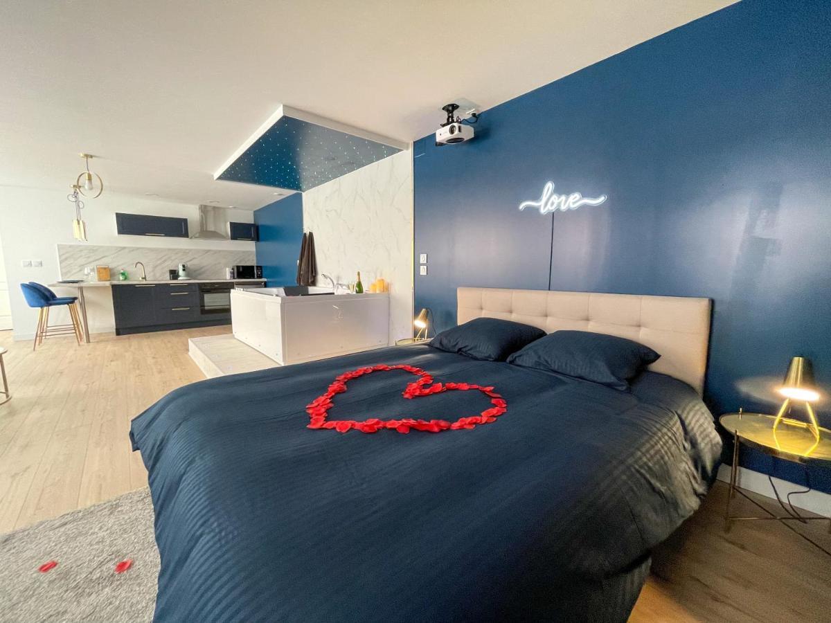 Spa Sous Les Etoiles - Cinema - Netflix - Parking - Gare Amiens Eksteriør billede