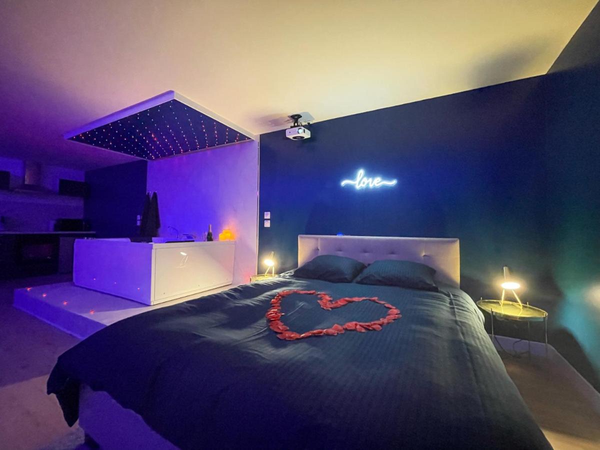 Spa Sous Les Etoiles - Cinema - Netflix - Parking - Gare Amiens Eksteriør billede